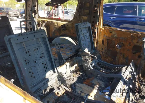 2015 Chevrolet Suburban 1500 Ltz z USA, uszkodzony, nr VIN 1GNSKKKC0FR283467